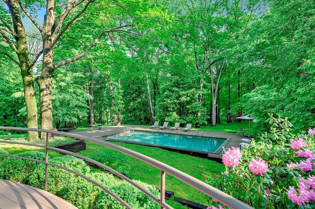 21 Fox Run Road - Photo 1