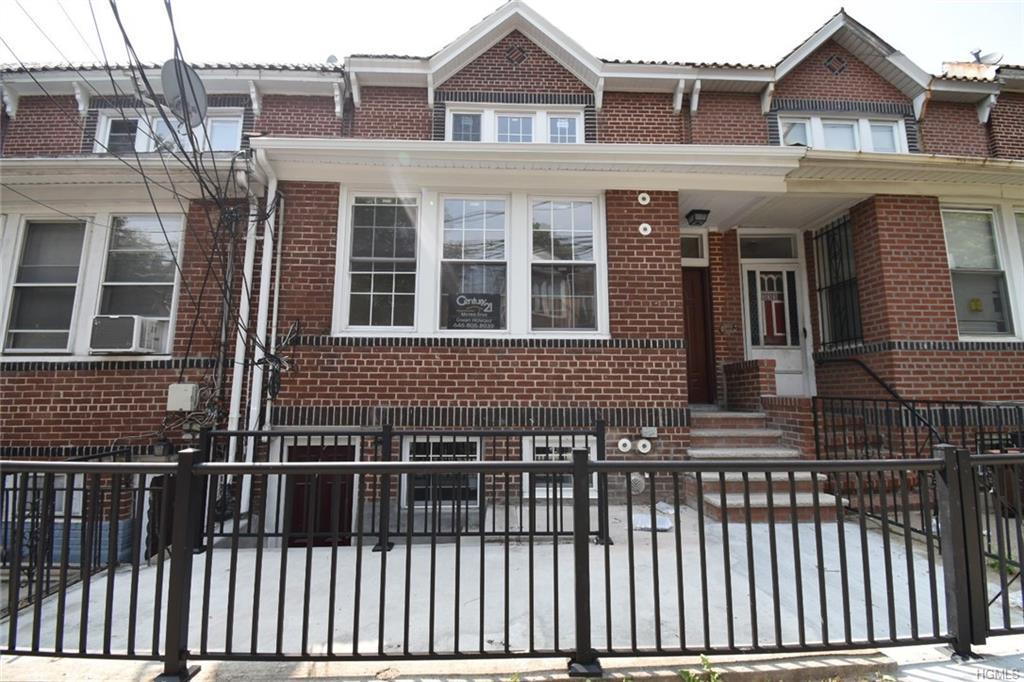 4331 Carpenter Avenue - Photo 1
