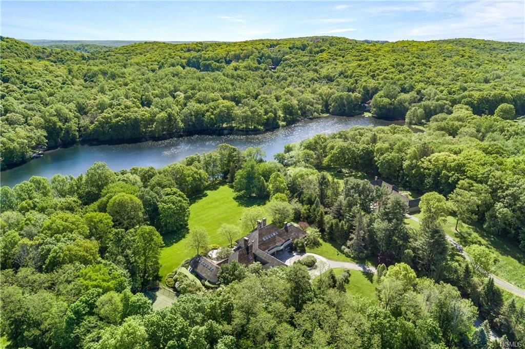 38 Deer Knoll - Photo 1
