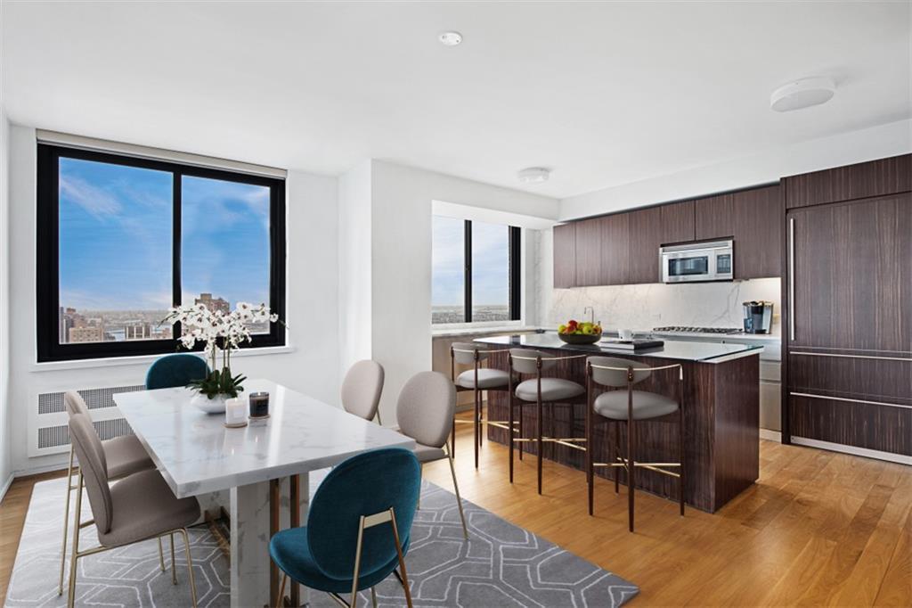 515 72nd Street - Photo 1