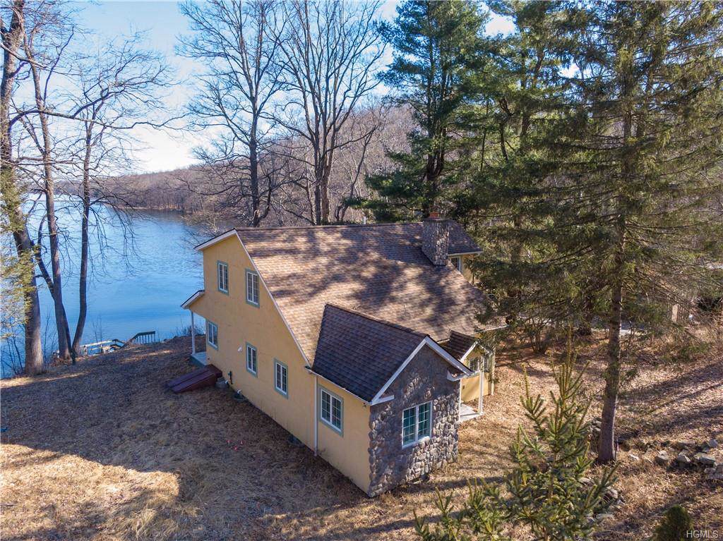 208 Farmingdale Road - Photo 1