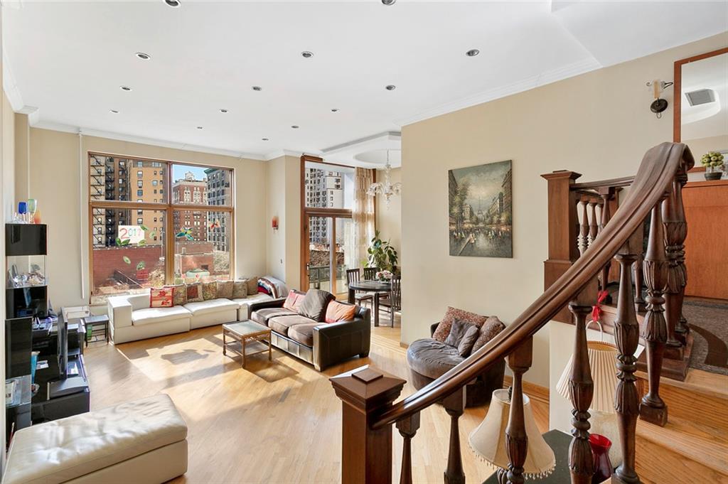 1080 Madison Avenue - Photo 1