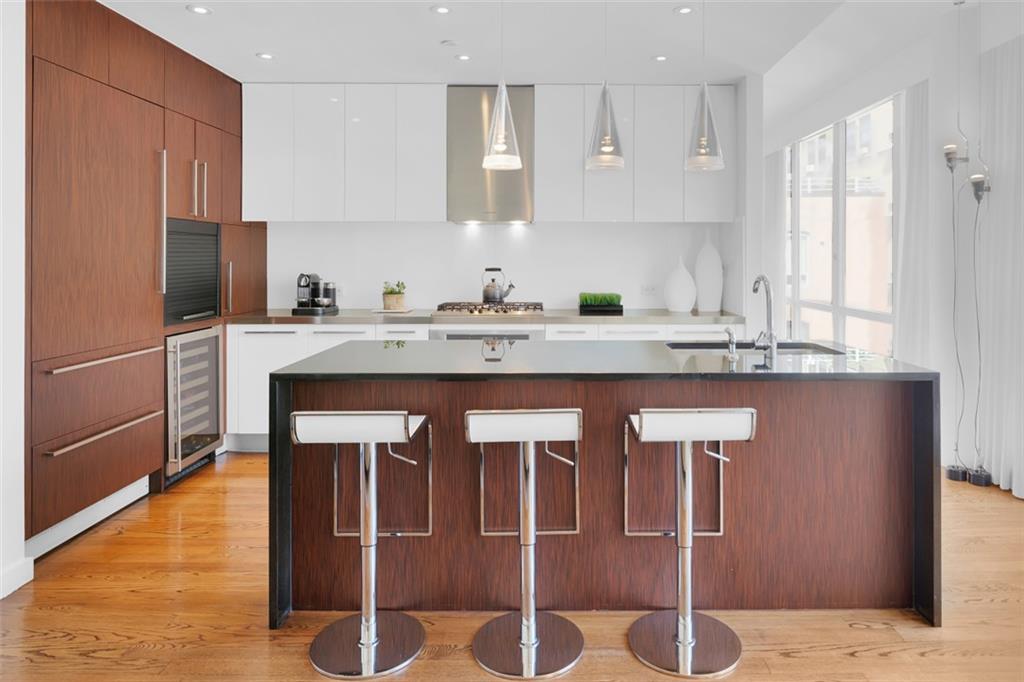 133 22nd Street - Photo 1