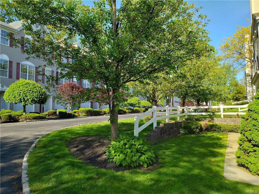 8 Brook Hollow Drive - Photo 1