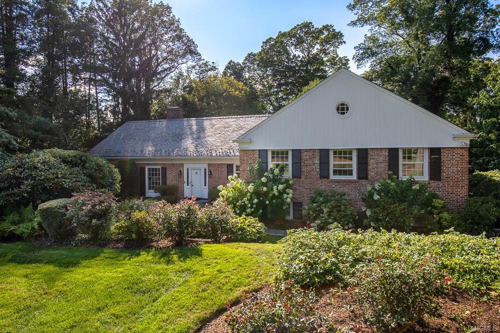 23 Cooper Road - Photo 1