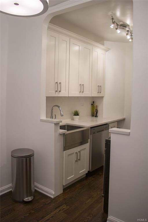 30 Bogardus Place - Photo 1