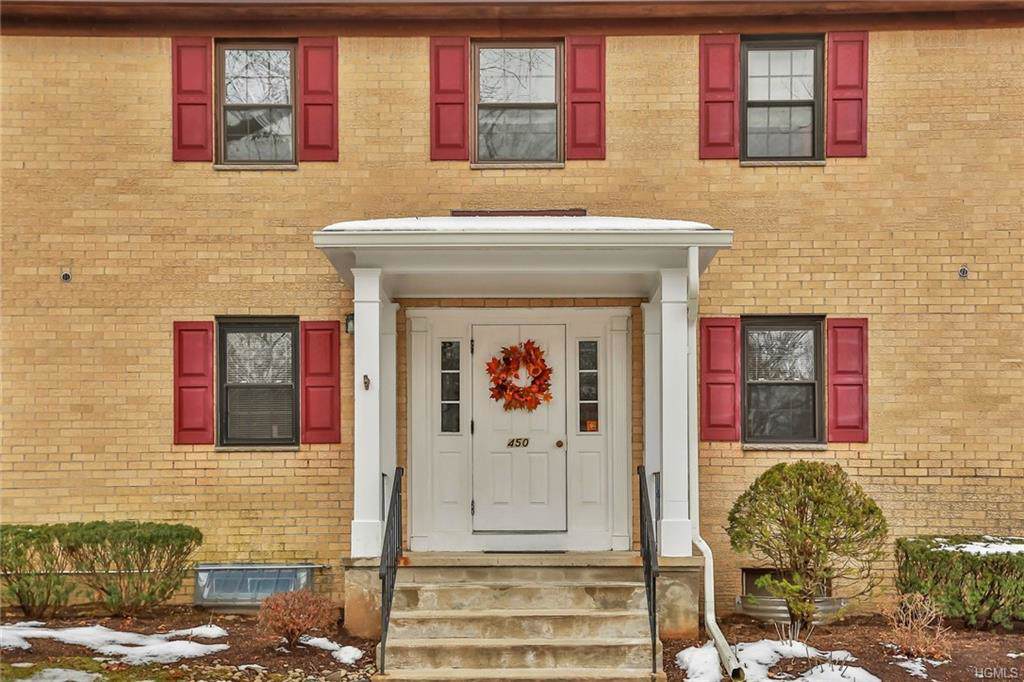 450 Somerset Drive - Photo 1