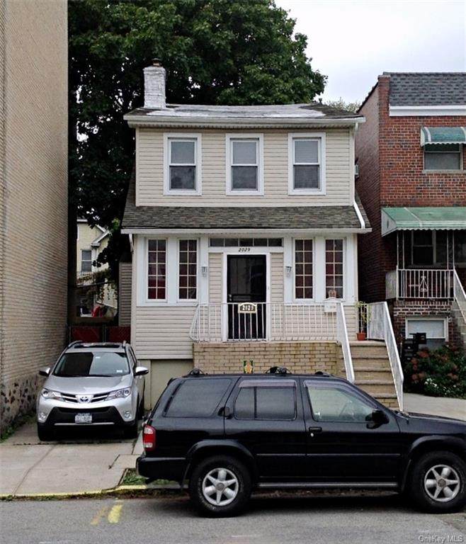 2029 Colonial Avenue - Photo 1