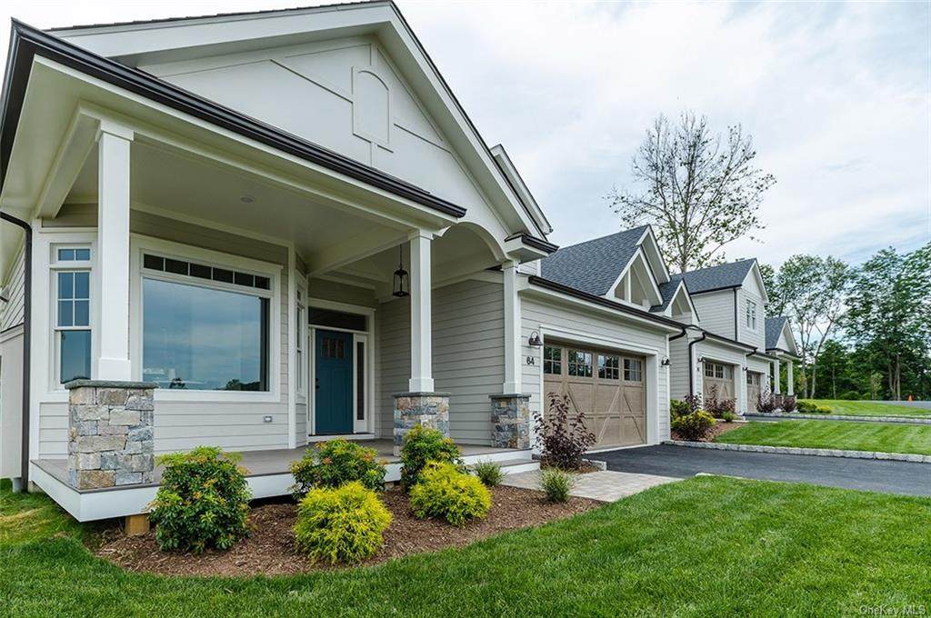 8 Amber Lane - Photo 1