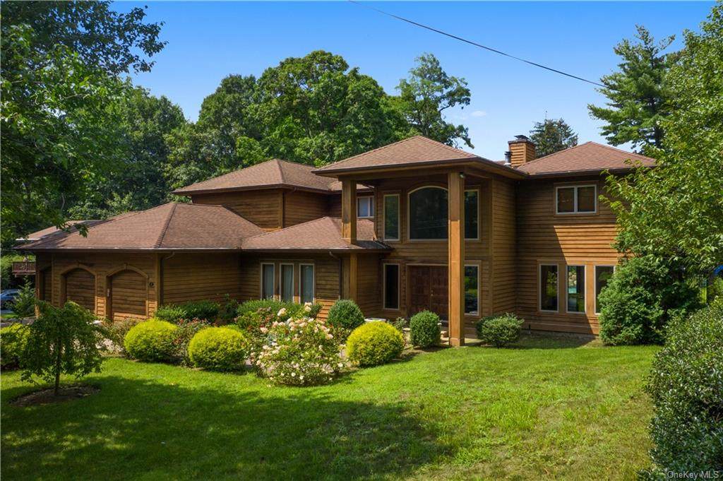 4 Windward Avenue - Photo 1