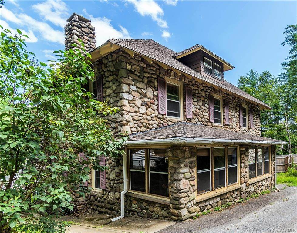215 Sullivan Street - Photo 1