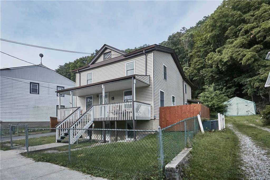 44 Hudson Street - Photo 1