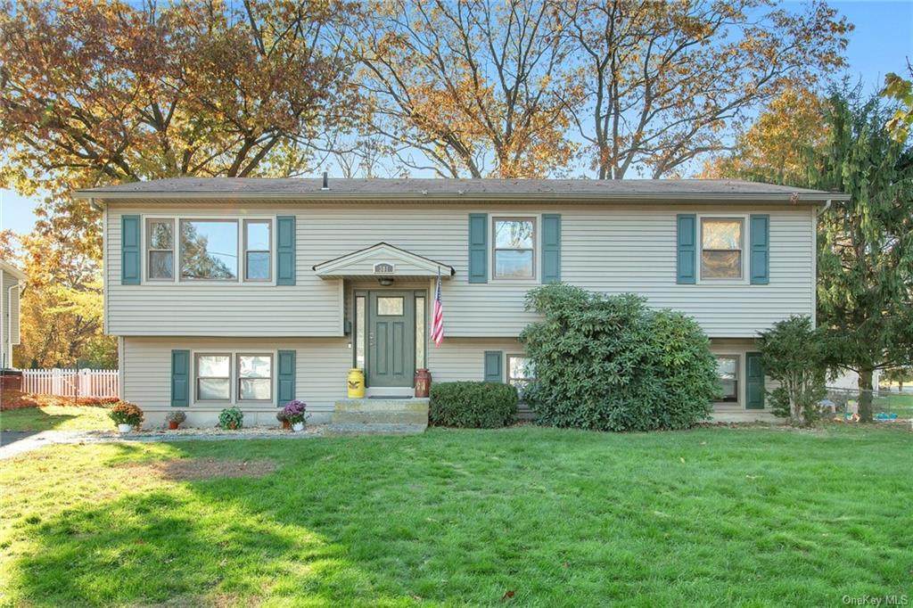 301 White Avenue - Photo 1