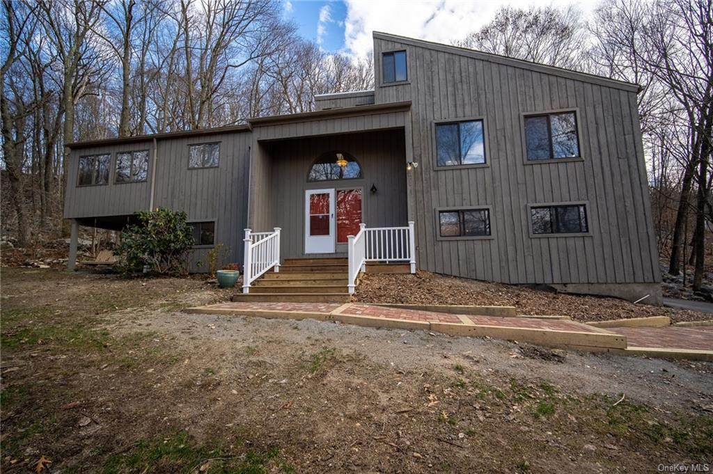 17 Aimee Court - Photo 1