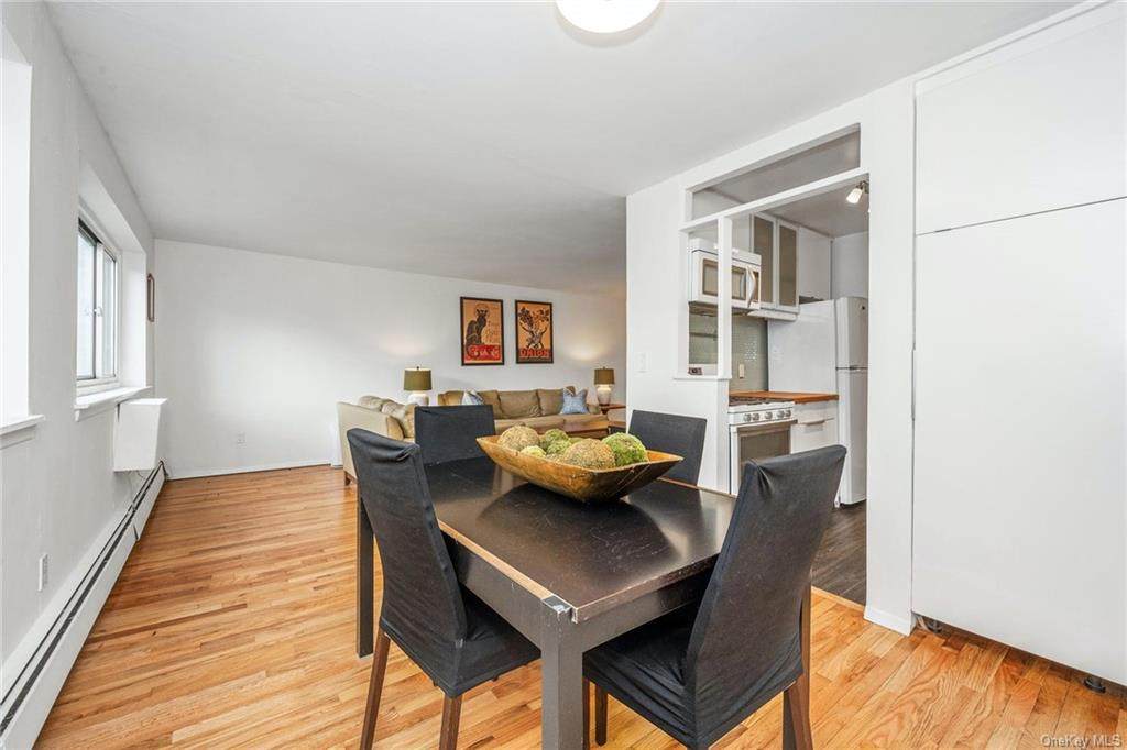 395 Westchester Avenue - Photo 1