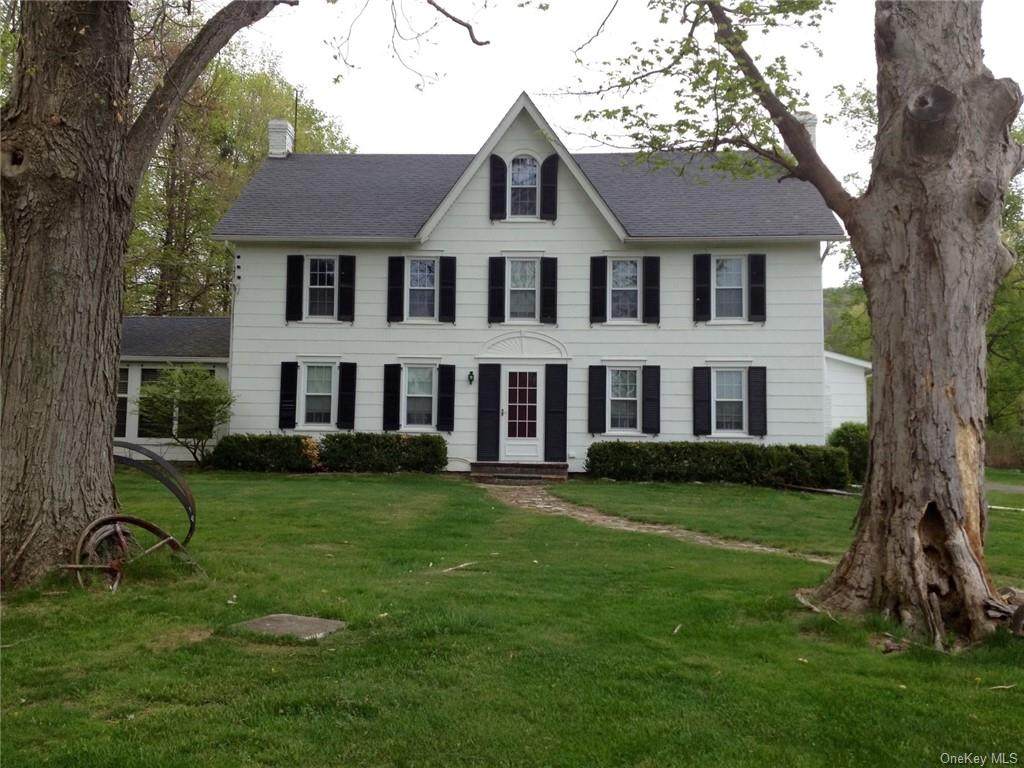 134 Hook Road - Photo 1