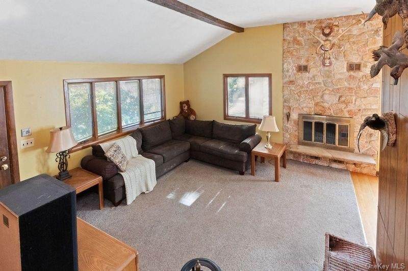 72 Kings Highway - Photo 1