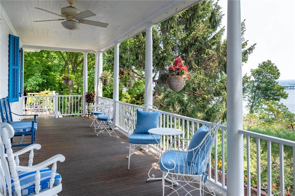 135 River Road - Photo 1