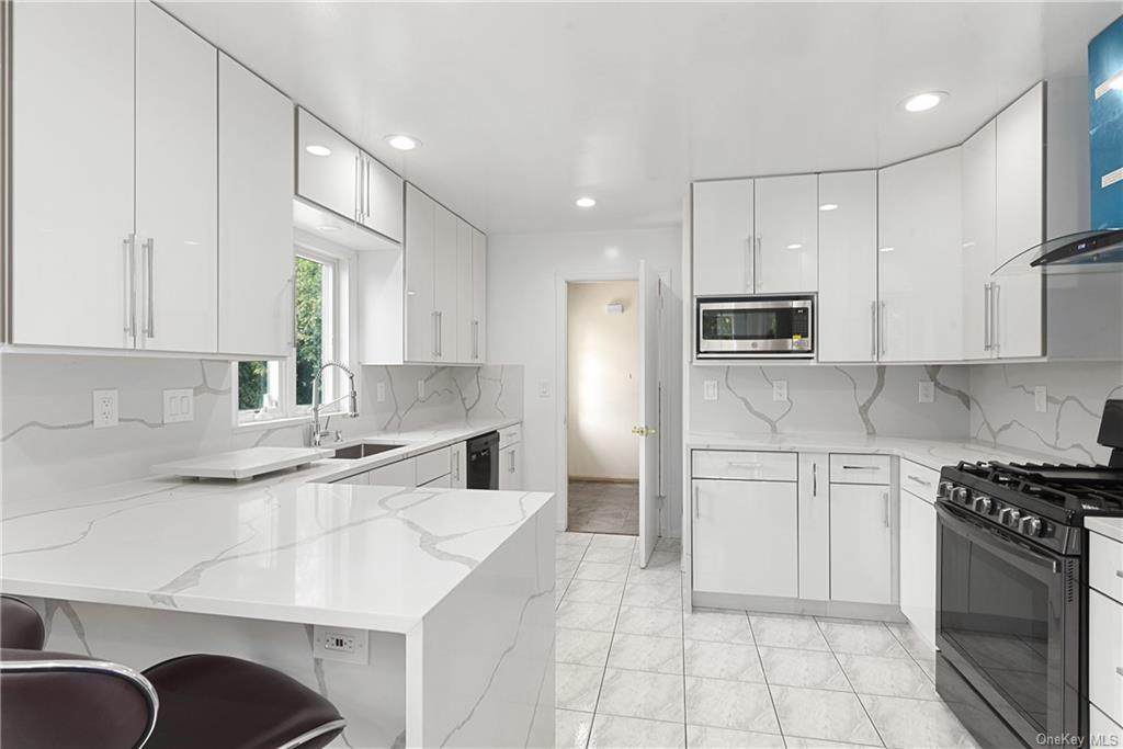 155 Weaver Street - Photo 1