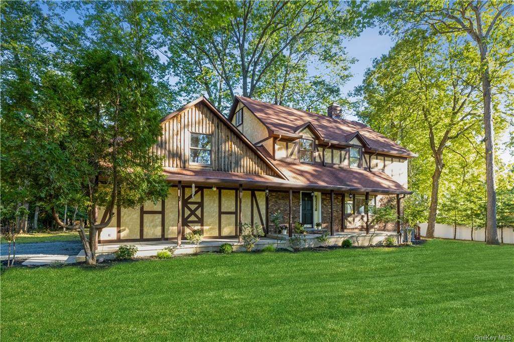 214 Hilltop Lane - Photo 1