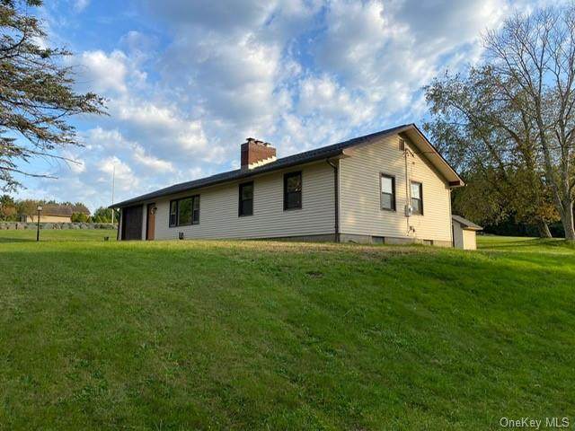 1195 Ulster Heights Road - Photo 1