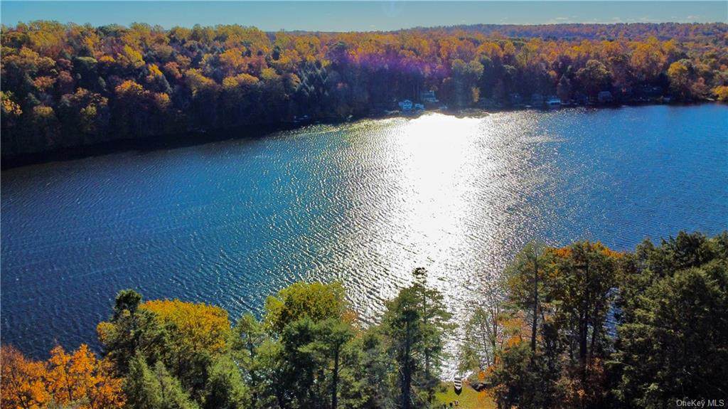 64 Twin Lakes Road - Photo 1