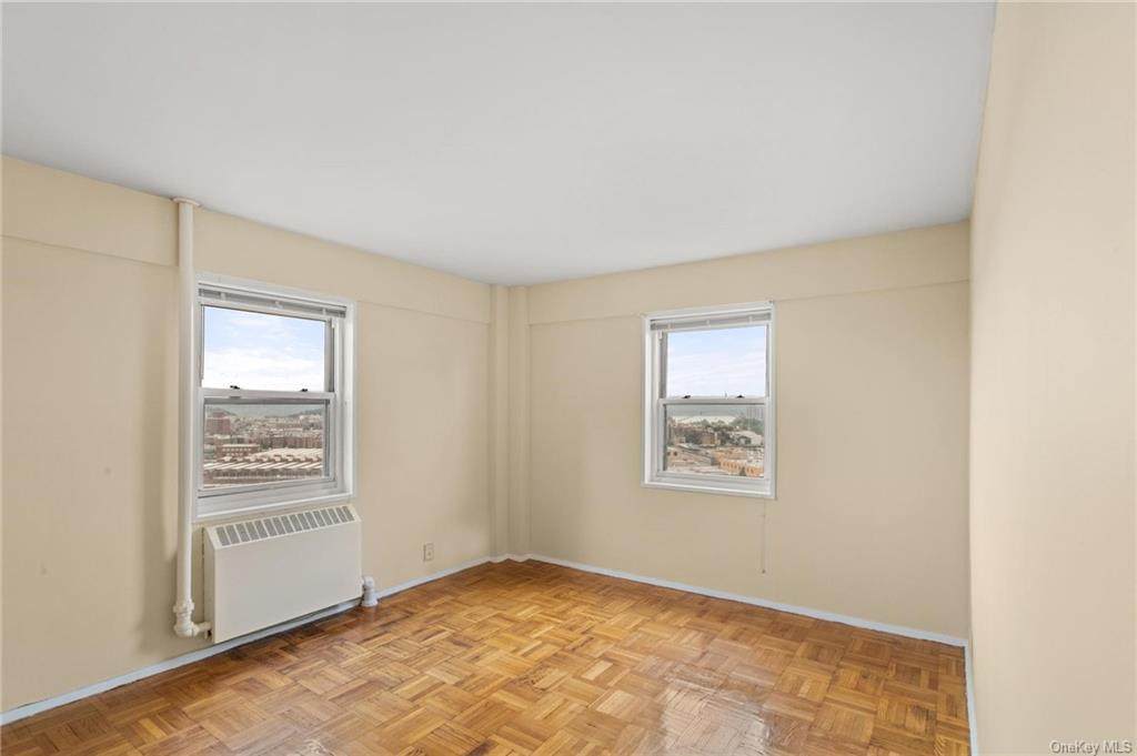 4 Fordham Hill Oval - Photo 1