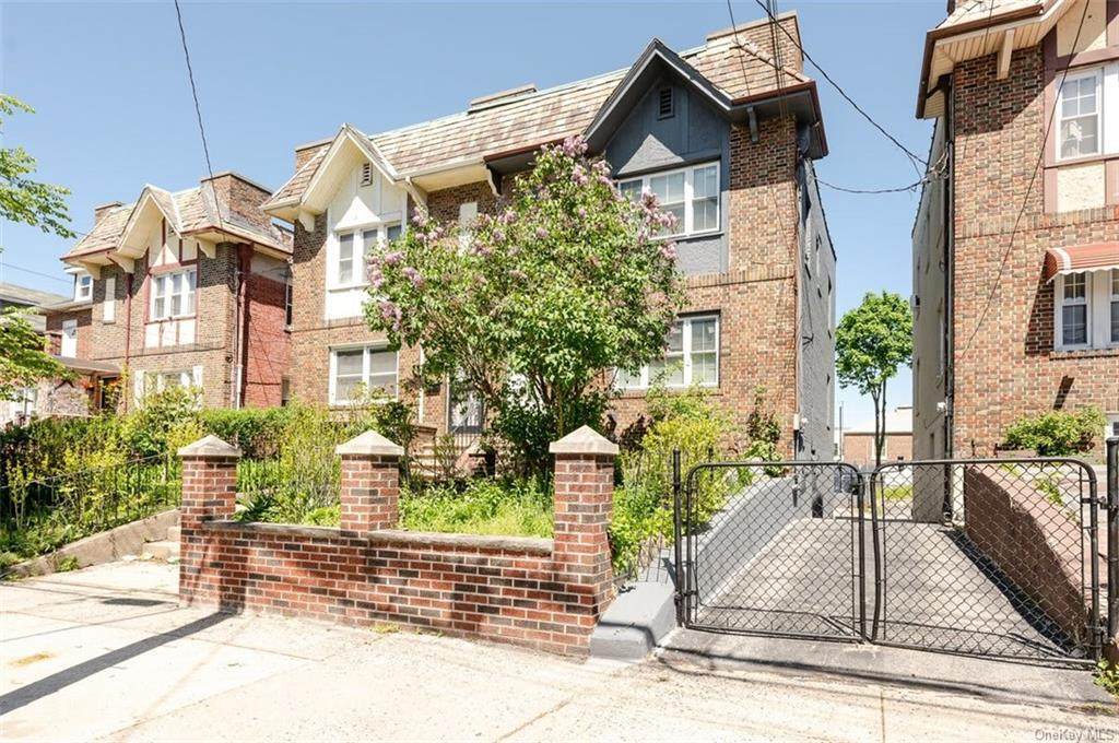 4344 Gunther Avenue - Photo 1
