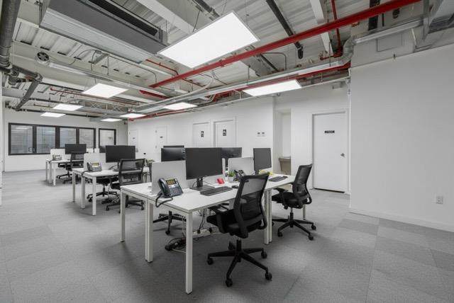 32-24 Steinway Street - Photo 1