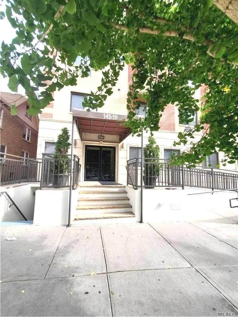 141-16 84 Drive - Photo 1