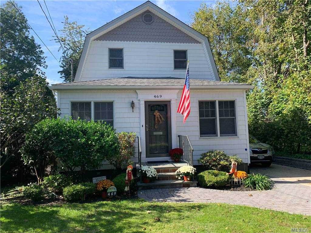 469 Roslyn Road - Photo 1