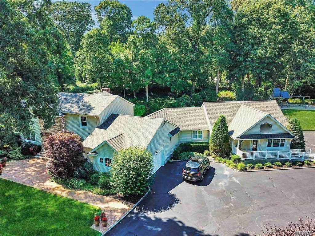 99 Round Swamp Road - Photo 1
