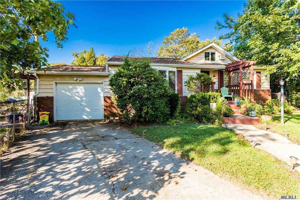 515 May Street - Photo 1