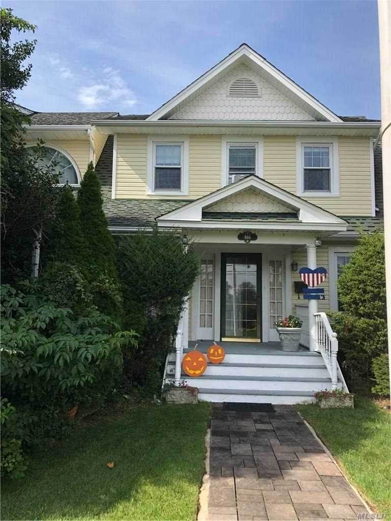 466 Gillette - Photo 1