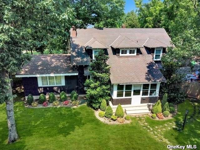 81 Carman Avenue - Photo 1