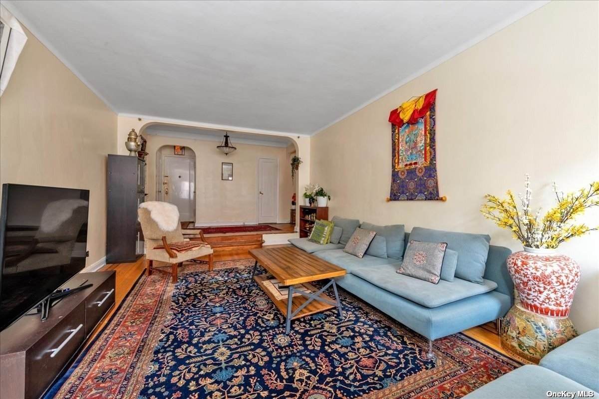 110-55 72 Road - Photo 1