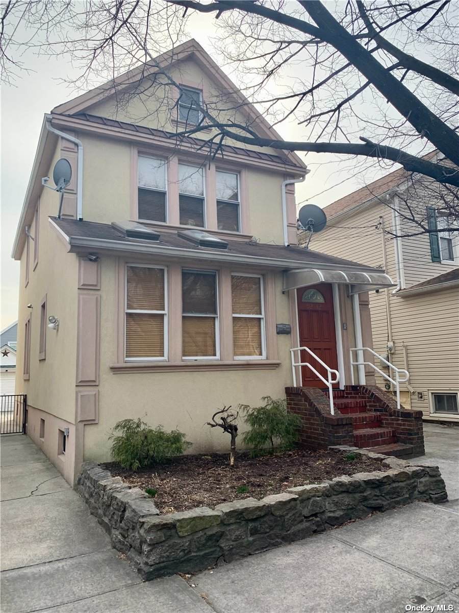 92-32 Silver Road - Photo 1