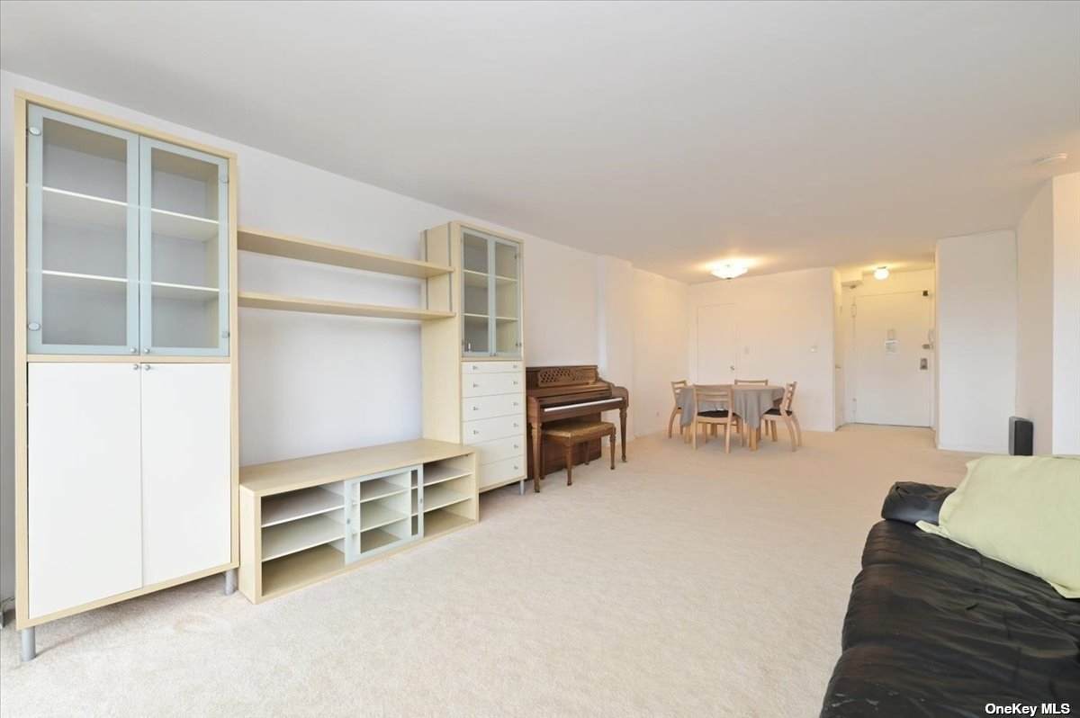 175-20 Wexford Terrace - Photo 1