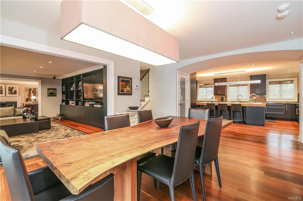 2 Douglas Circle - Photo 1