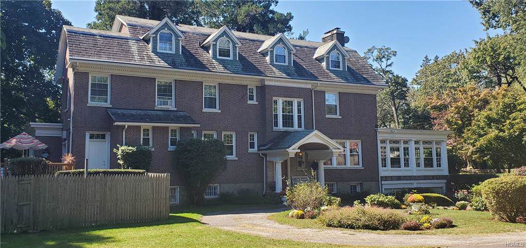 289 Primrose Avenue - Photo 1