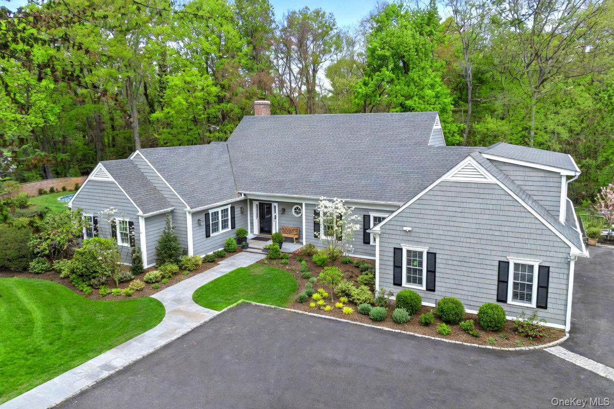 18 Matinecock Farms Road - Photo 1