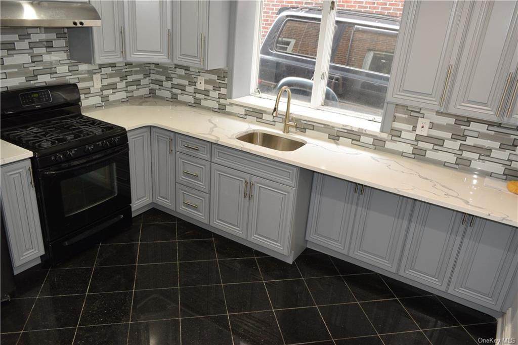2067 Hering Avenue - Photo 1