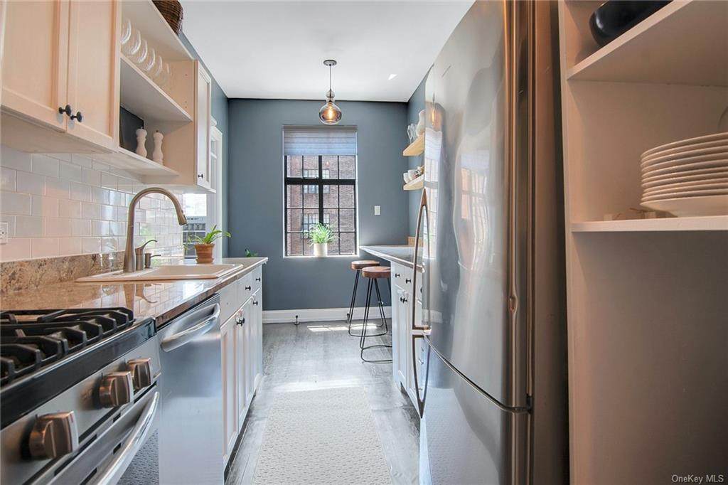 292 Main - Photo 1
