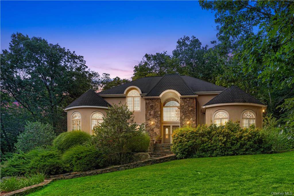 916 Old Post Road - Photo 1