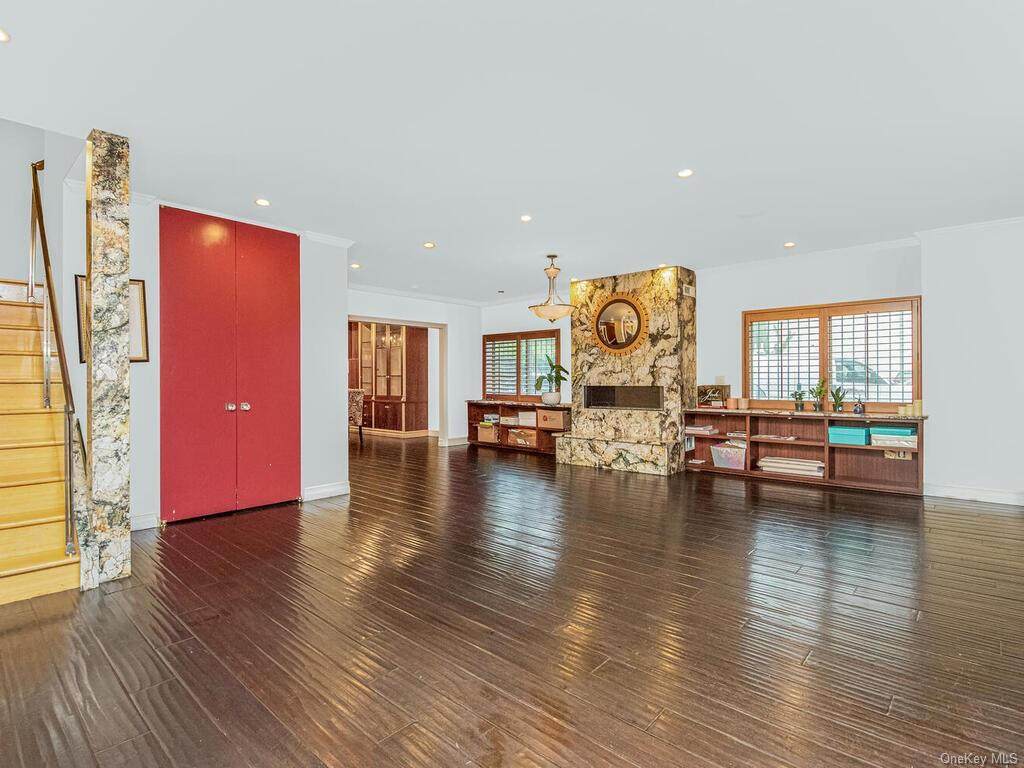 1400 5th Avenue - Photo 1
