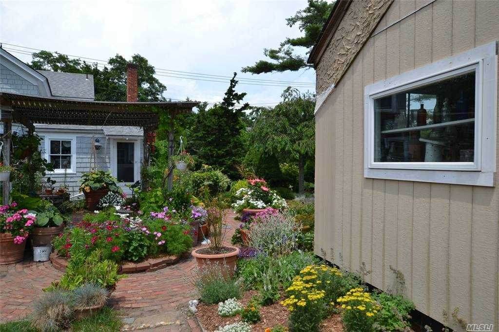1 Catbrier Road - Photo 1