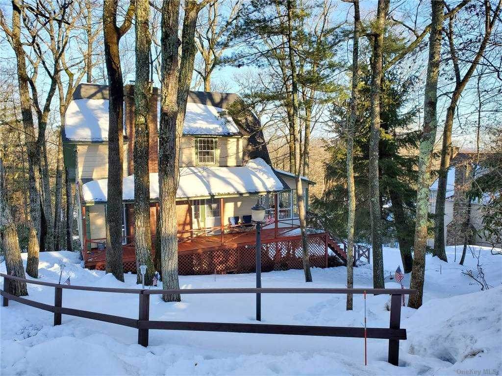 208 Old Hemlock Lane - Photo 1