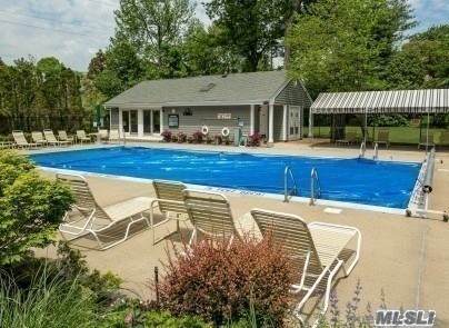 32 Tiffany Circle - Photo 1