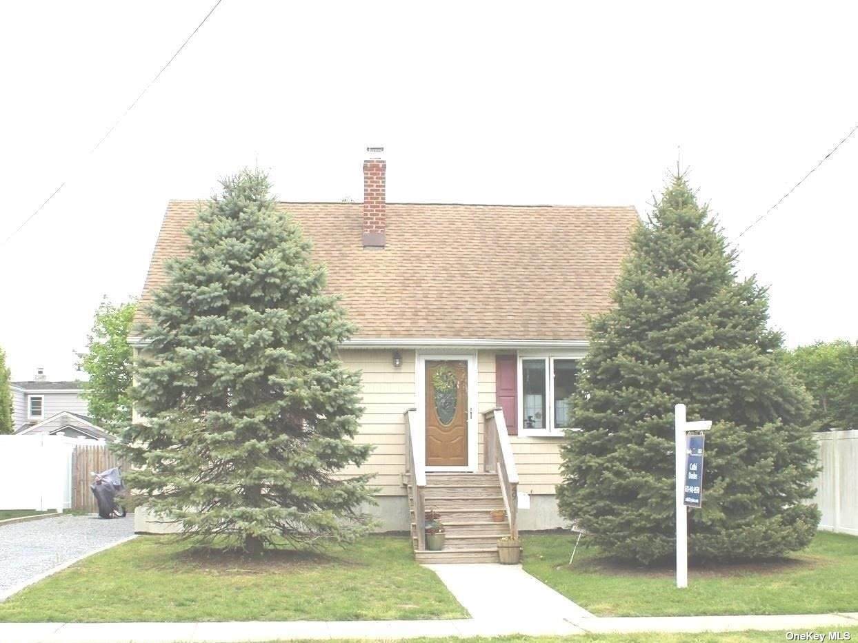49 Mortimer Avenue - Photo 1