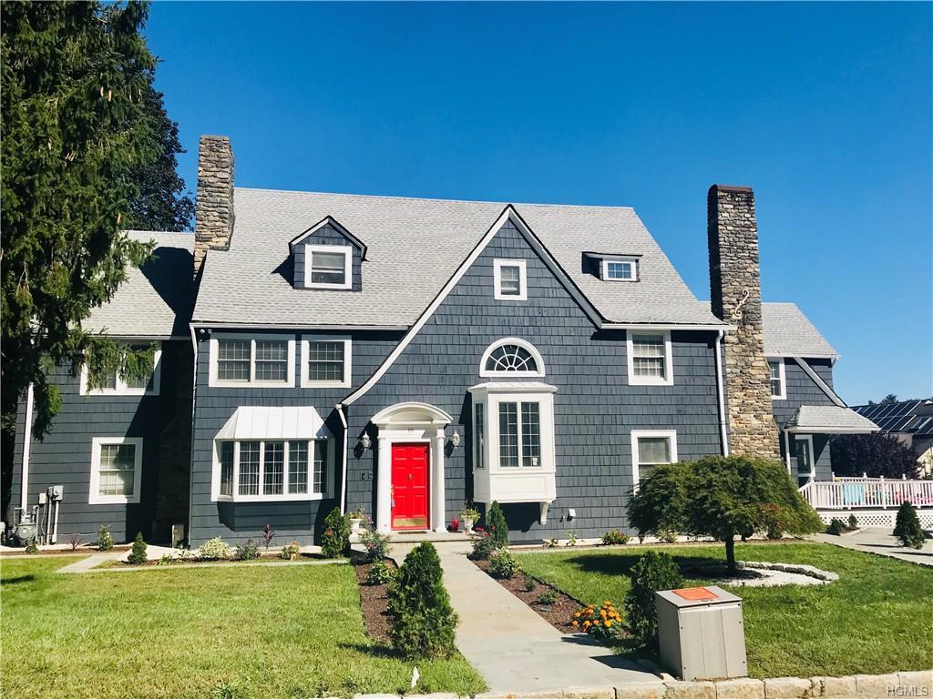 10 Drake Lane - Photo 1